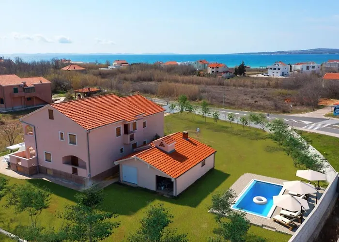 In With Sea View, Balcony, Air Conditioning, Wifi 3598-5 *