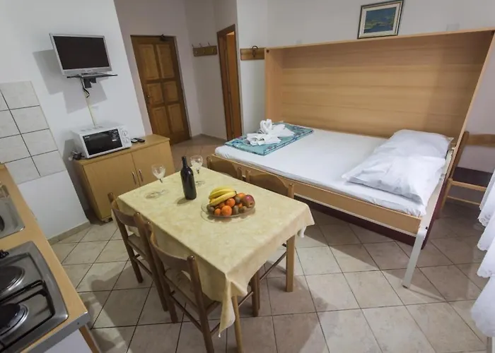 In With Sea View, Balcony, Air Conditioning, Wifi 3598-5 *