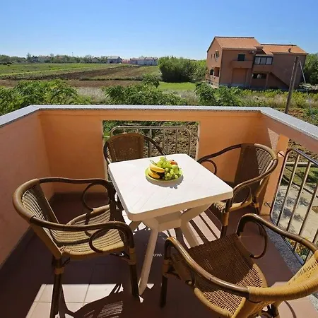 In Privlaka With Sea View, Balcony, Air Conditioning, Wifi 3598-5 Privlaka (Zadar)