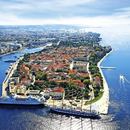 In Privlaka With Sea View, Balcony, Air Conditioning, Wifi 3598-5 Apartment