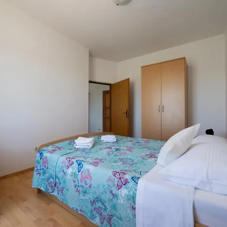 In With Sea View, Balcony, Air Conditioning, Wifi 3598-5