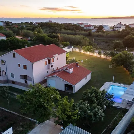 Apartman In With Sea View, Balcony, Air Conditioning, Wifi 3598-5 *