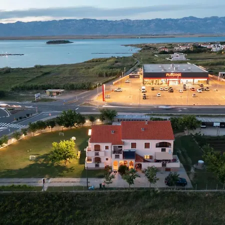 Apartman In With Sea View, Balcony, Air Conditioning, Wifi 3598-5 *