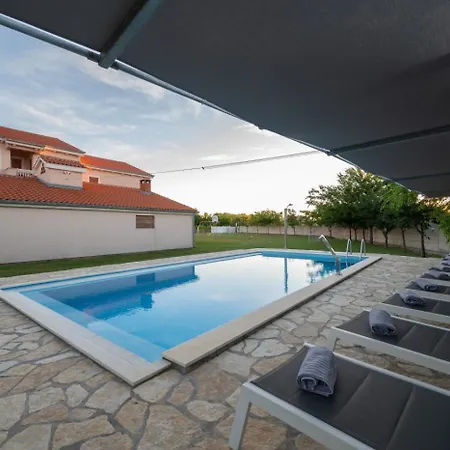 In With Sea View, Balcony, Air Conditioning, Wifi 3598-5 דירה