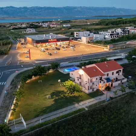 In With Sea View, Balcony, Air Conditioning, Wifi 3598-5